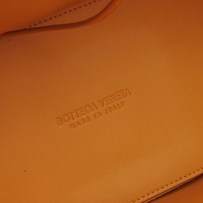 Bottega Veneta Arco中號純色毛絨Intrecciato編織子母包手提包-8