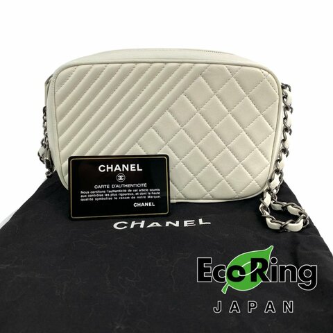 △ Chanel 香奈兒 White Lambskin Ruthenium-Finish Metal Camera Chain Shoulder Bag No.20 白色小羊皮鍍釕金屬鎖鏈肩背袋No.20 - 257026441