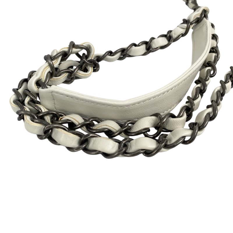 △ Chanel 香奈兒 White Lambskin Ruthenium-Finish Metal Camera Chain Shoulder Bag No.20 白色小羊皮鍍釕金屬鎖鏈肩背袋No.20 - 257026441-7