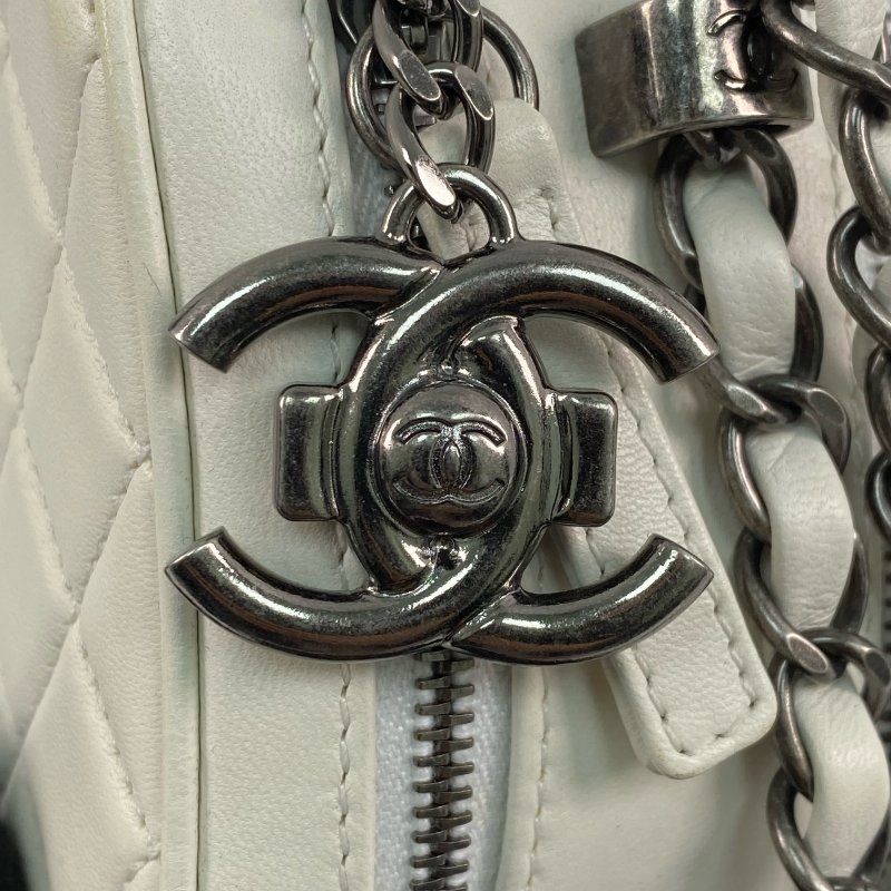 △ Chanel 香奈兒 White Lambskin Ruthenium-Finish Metal Camera Chain Shoulder Bag No.20 白色小羊皮鍍釕金屬鎖鏈肩背袋No.20 - 257026441-14