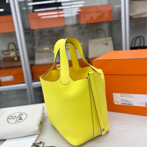 【全新閒置】 Hermes 0Y檸檬酒黃18菜籃子 B刻 tc  手提包