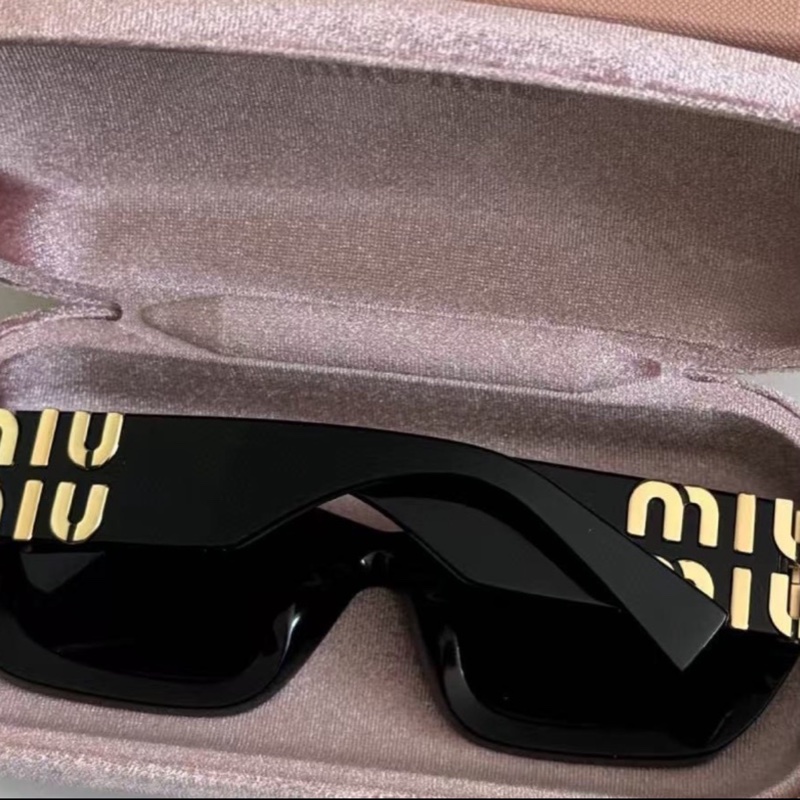 Miumiu 墨鏡/太陽眼鏡 09W-2