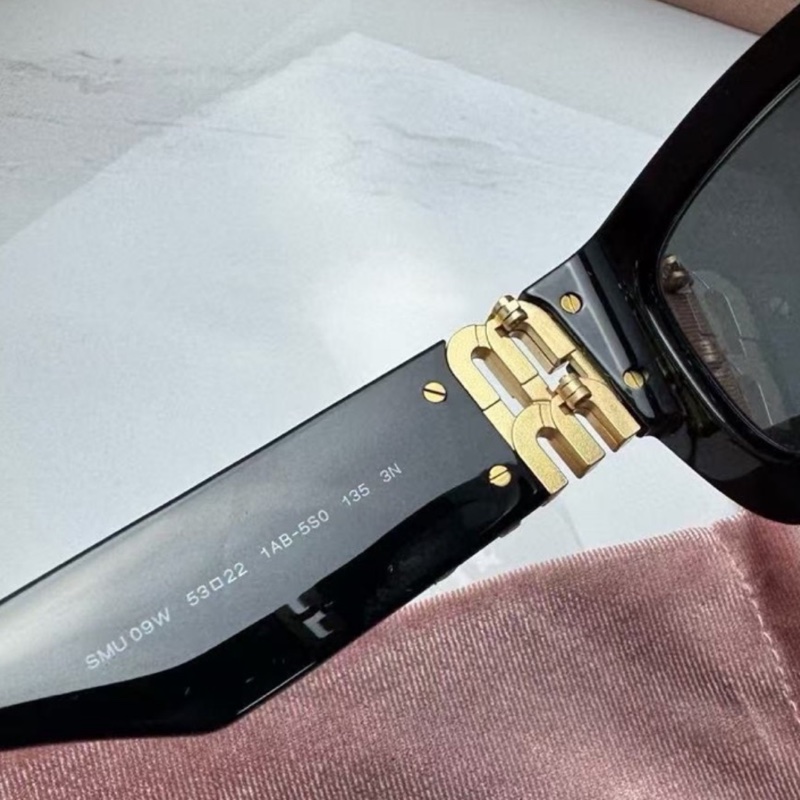 Miumiu 墨鏡/太陽眼鏡 09W-4