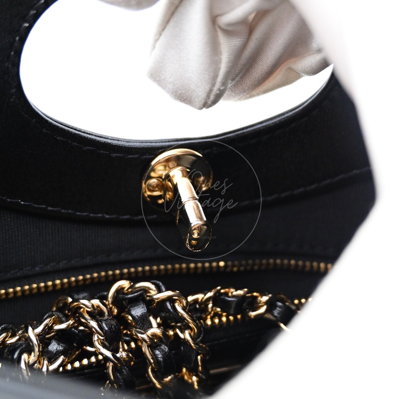 中古 CHANEL 香奈兒 31Bag 金扣鏈帶肩背袋 Mini 22cm 牛皮皮革 黑色 晶片開 金扣 菱格紋-21