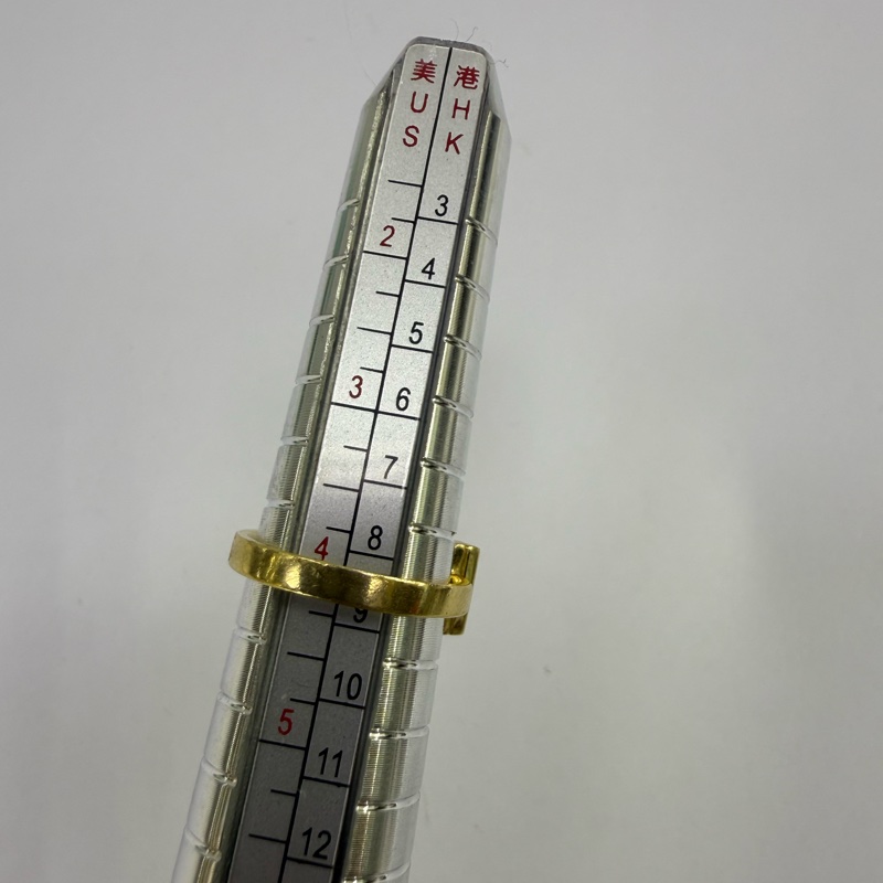 Tiffany & Co T Ring Size : EU 48-9