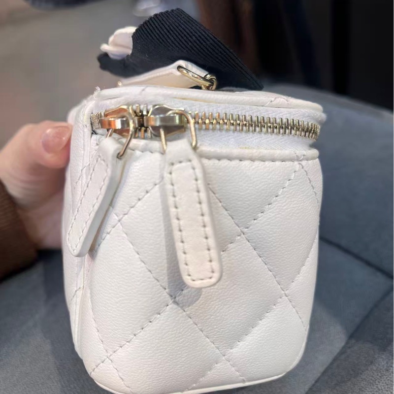 【97%新 ✨ 全網最低價】Chanel 白金小盒子 山茶花特別款-3