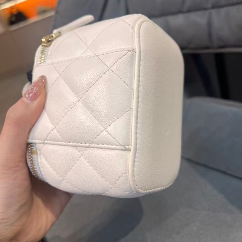 【97%新 ✨ 全網最低價】Chanel 白金小盒子 山茶花特別款-9