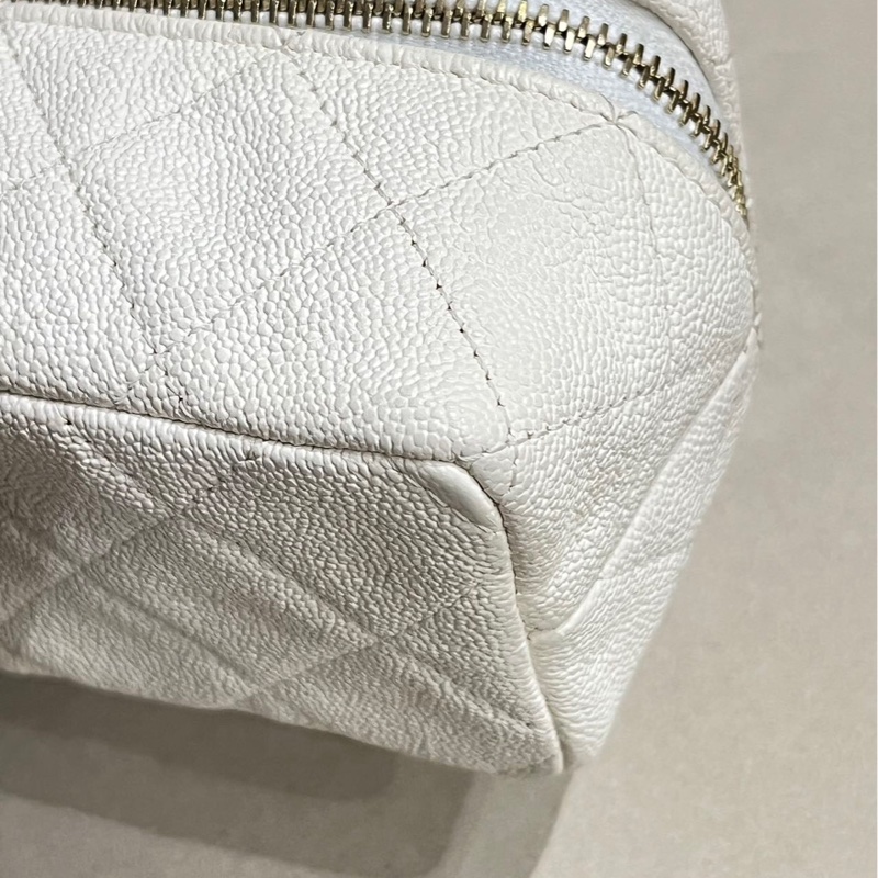 【95%新 ✨ 全網最低價】Chanel 荔枝皮白金小盒子-8