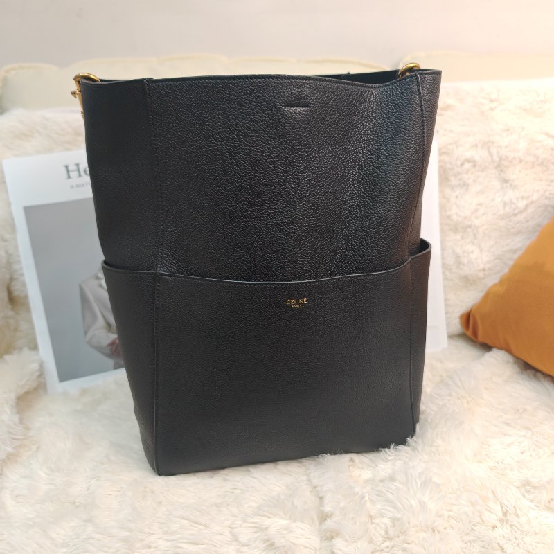 Celine Sangle 黑色荔枝牛皮 大號 水桶包-0