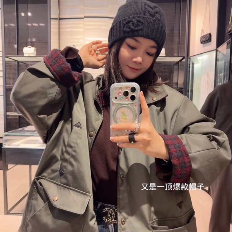 ⭐️賣場有滿額折扣⭐️香奈兒 最新秋冬款 黑色毛帽-4