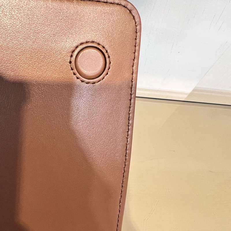 Burberry咖牛皮Grace金釦下蓋磁吸肩斜背包-12