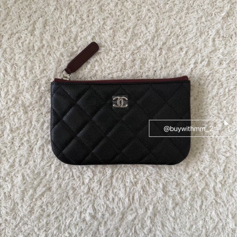 ⭐️賣場有滿額折扣⭐️香奈兒 黑色銀釦一字拉鏈零錢包-0