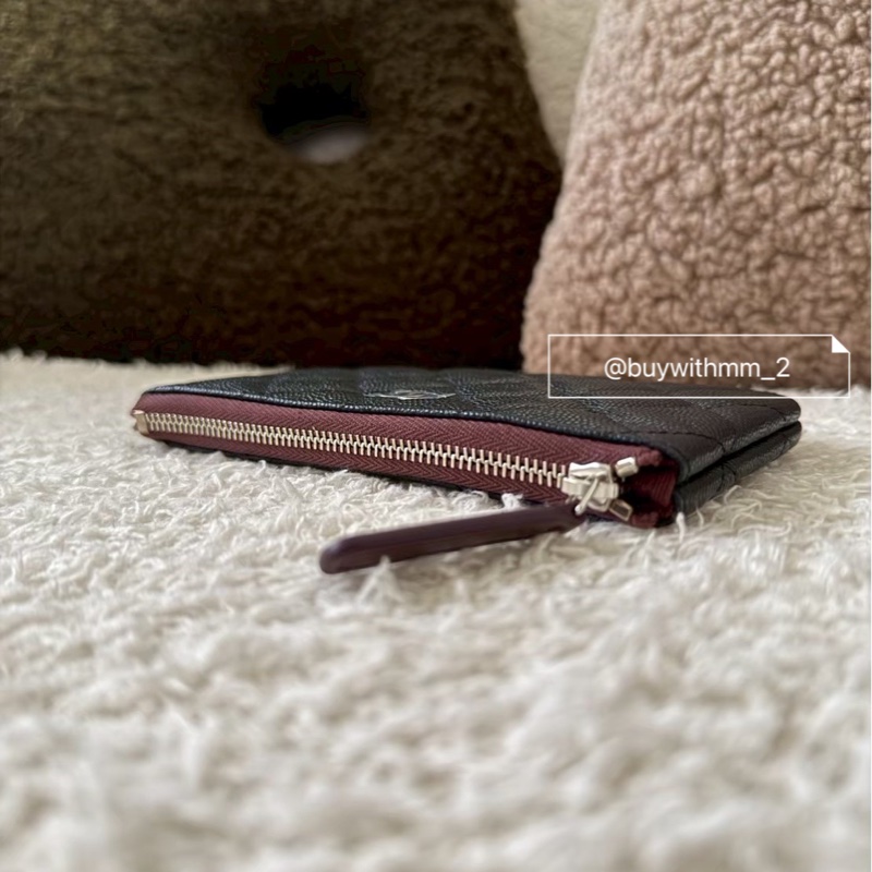 ⭐️賣場有滿額折扣⭐️香奈兒 黑色銀釦一字拉鏈零錢包-3