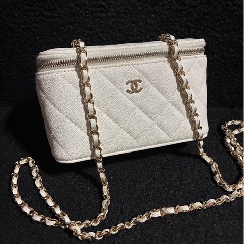 【99%新 2025年全新✨ 全網最低價】Chanel 22K白金荔枝皮長盒子 特別款