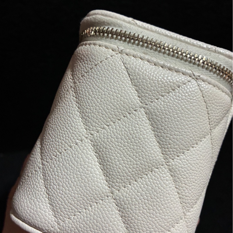 【99%新 2025年全新✨ 全網最低價】Chanel 22K白金荔枝皮長盒子 特別款-4