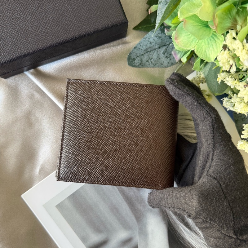 三角牌LOGO防刮牛皮對開短夾(咖啡色)-4