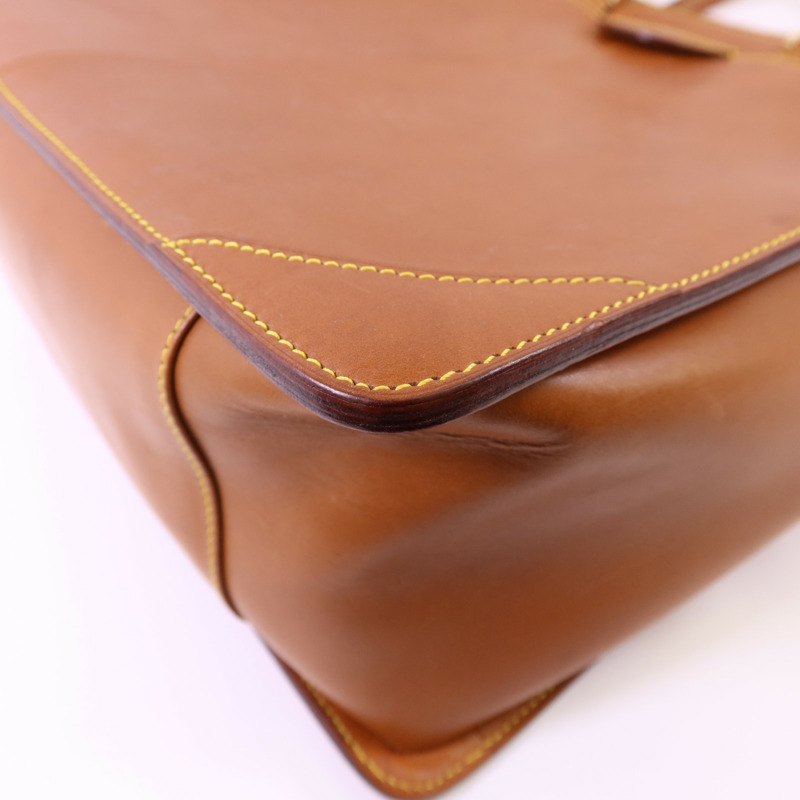 LOUIS VUITTON Nomad皮革Nomad Negev金扣手挽袋-11