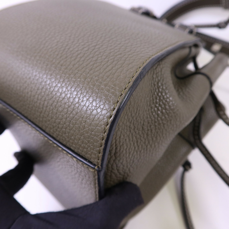 LOEWE 牛皮皮革Mini Hammock Bag銀扣手挽肩背兩用袋-11