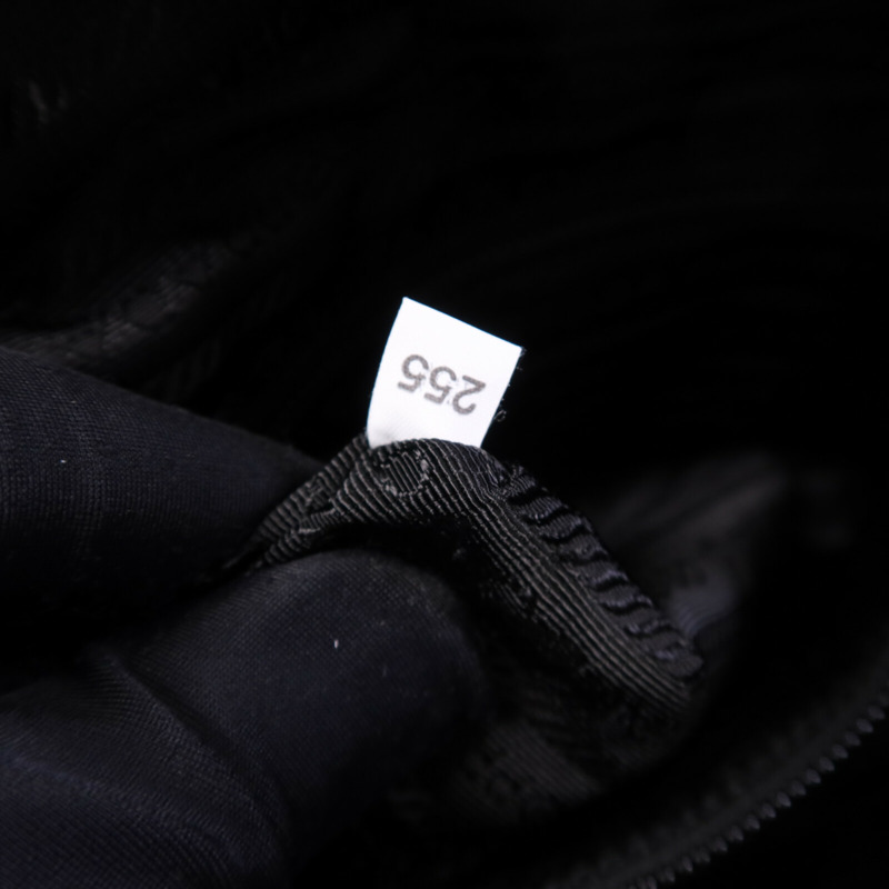 PRADA 尼龍Shoulder Bag銀扣肩背袋-7