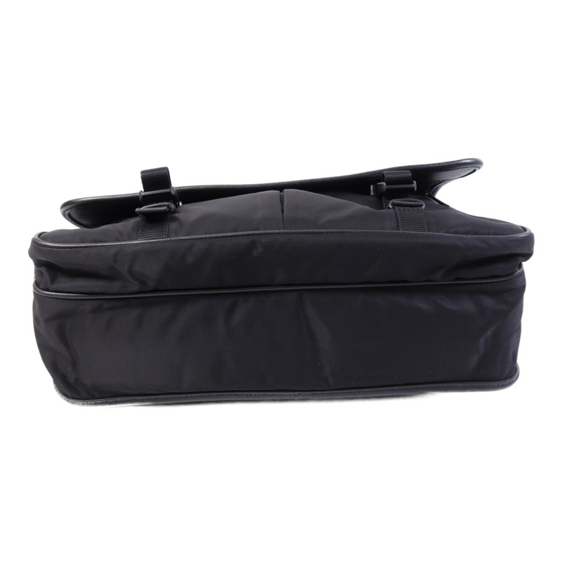 PRADA 尼龍Messenger Bag銀扣肩背袋-3