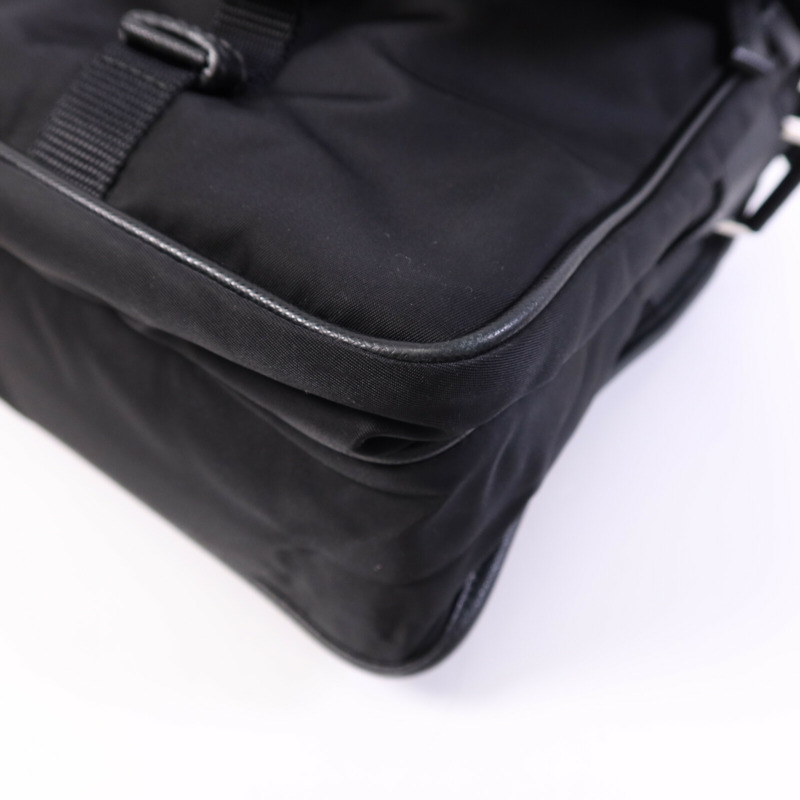 PRADA 尼龍Messenger Bag銀扣肩背袋-9