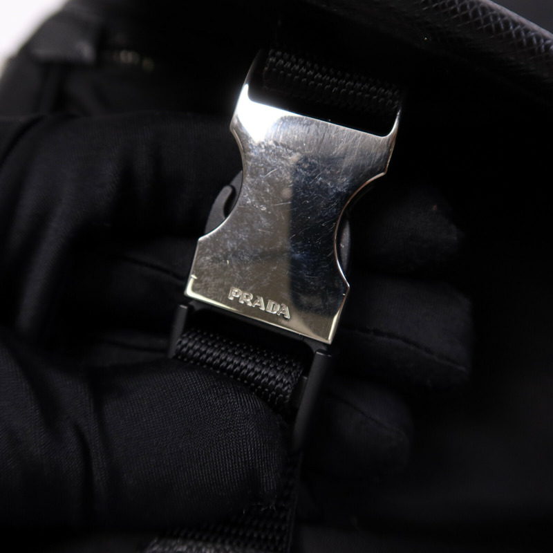 PRADA 尼龍Messenger Bag銀扣肩背袋-14