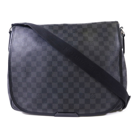 LOUIS VUITTON Damier Graphite Daniel GM銀扣肩背袋