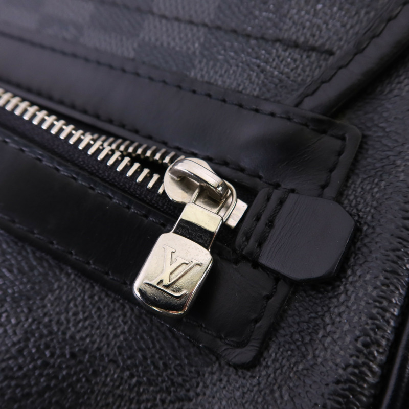 LOUIS VUITTON Damier Graphite Daniel GM銀扣肩背袋-8