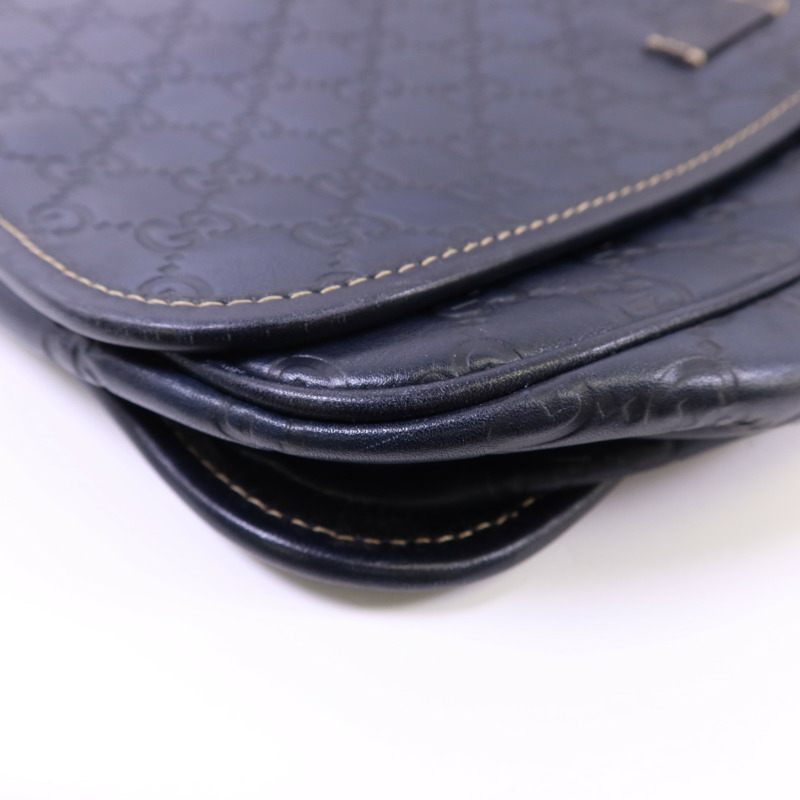 GUCCI 牛皮皮革Messenger Bag銀扣肩背袋-13