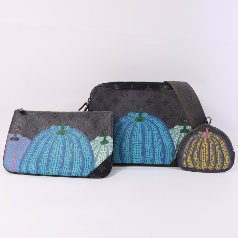 LOUIS VUITTON Monogram Eclipse YK x Trio Messenger銀扣肩背袋-8