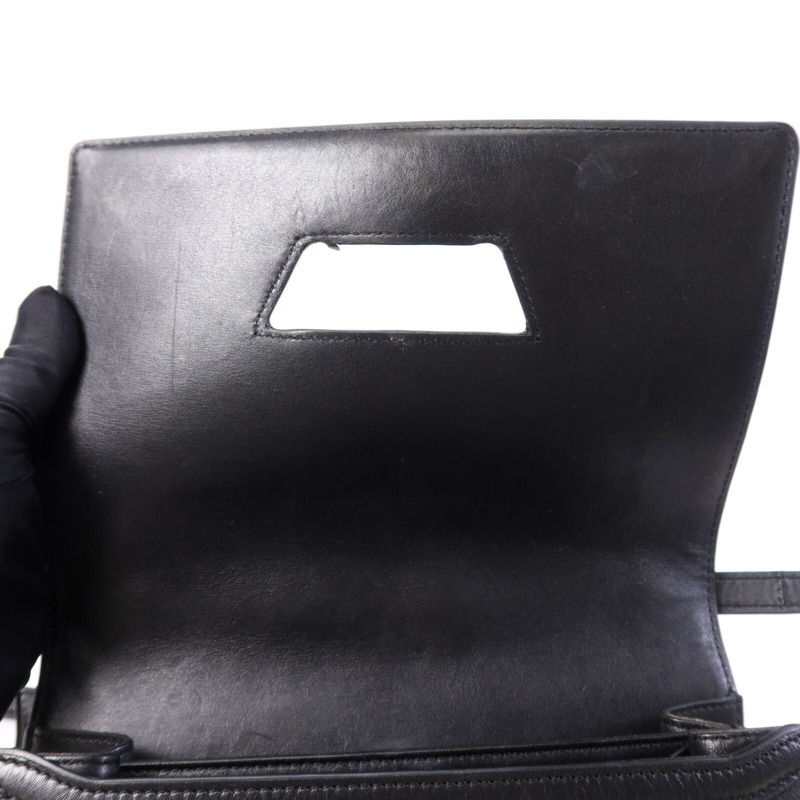 LOEWE 牛皮皮革Shoulder Bag金扣肩背袋-14