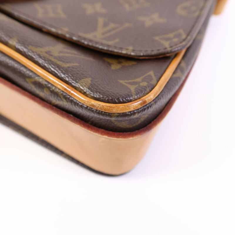 LOUIS VUITTON Monogram Cartouchiere GM金扣肩背袋-9