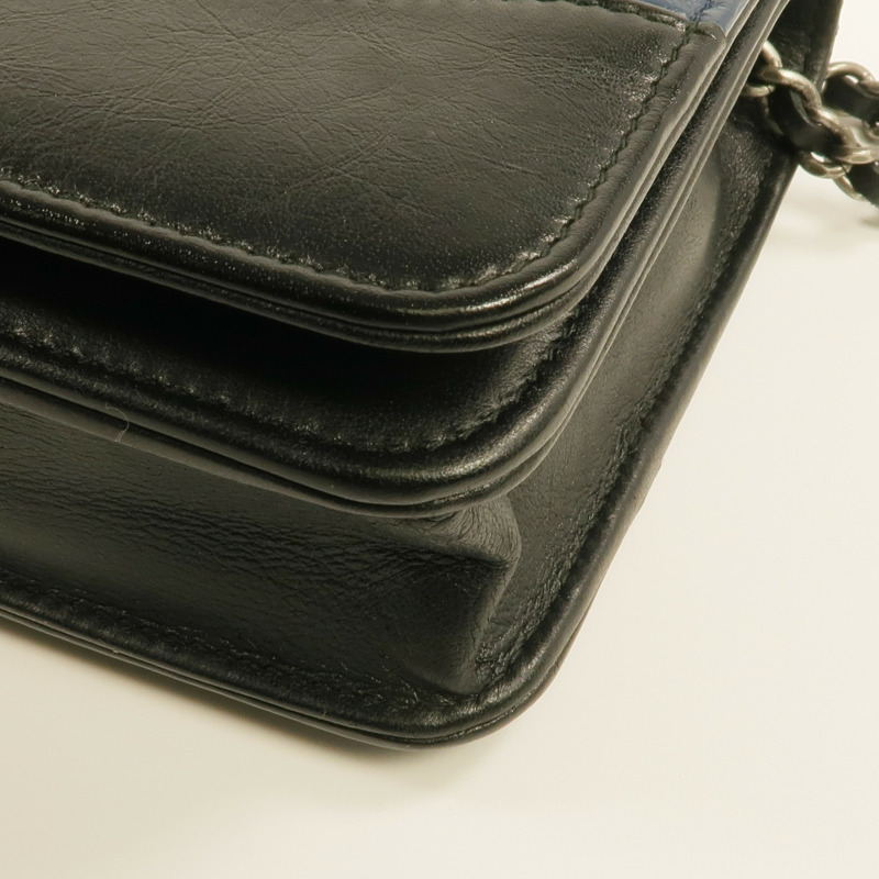 CHANEL 羊皮皮革WOC Wallet On Chain金扣鏈帶肩背袋-11