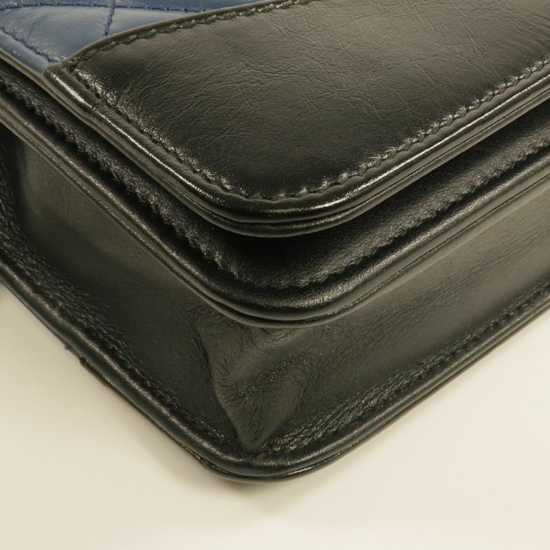 CHANEL 羊皮皮革WOC Wallet On Chain金扣鏈帶肩背袋-12