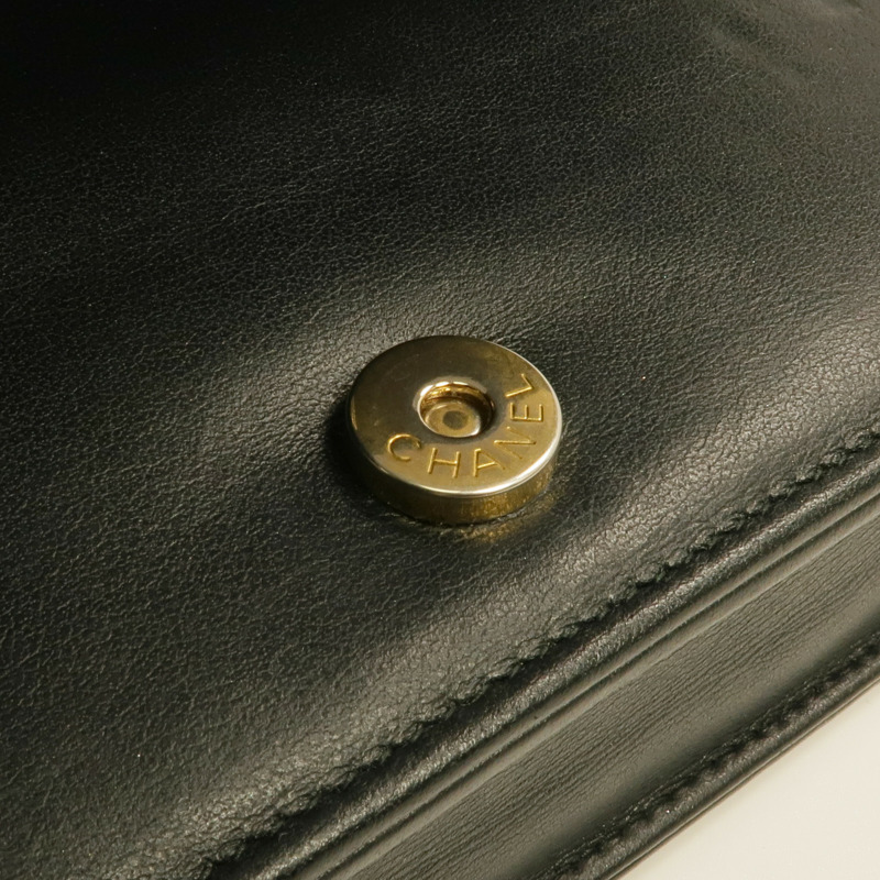 CHANEL 羊皮皮革WOC Wallet On Chain金扣鏈帶肩背袋-15