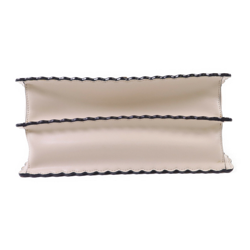 FENDI 牛皮皮革KAN I銀扣手挽肩背兩用袋-3