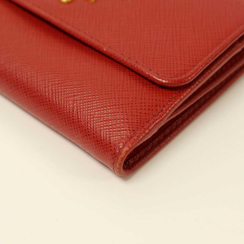 PRADA 牛皮皮革Portafoglio Pattina金扣錢包-9