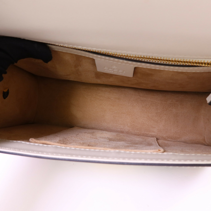 GUCCI 牛皮皮革Sylvie金扣肩背袋-5