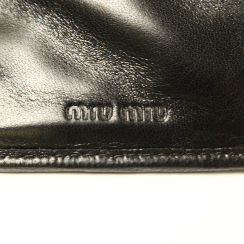 Miu Miu 羊皮皮革Wallet金扣錢包-6