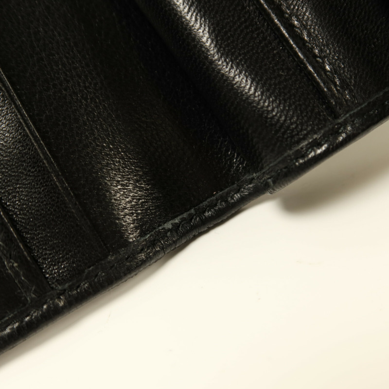 Miu Miu 羊皮皮革Wallet金扣錢包-13