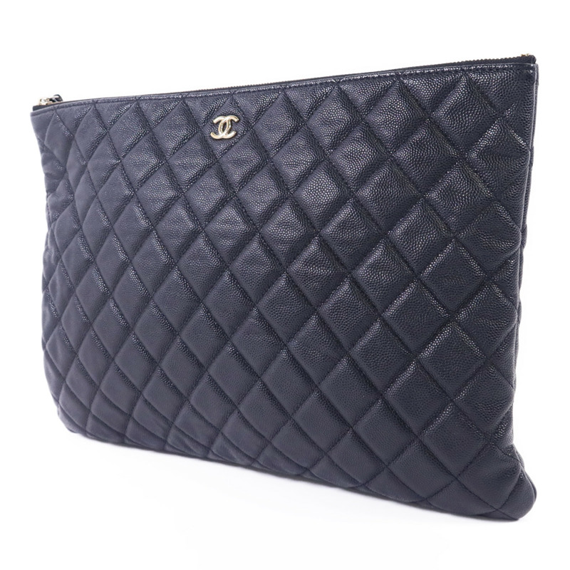 CHANEL 牛皮皮革Pouch金扣手拿包-2