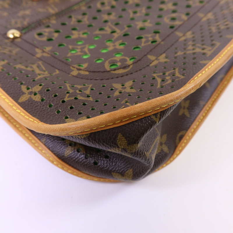LOUIS VUITTON Monogram Perfo Musette金扣肩背袋-11
