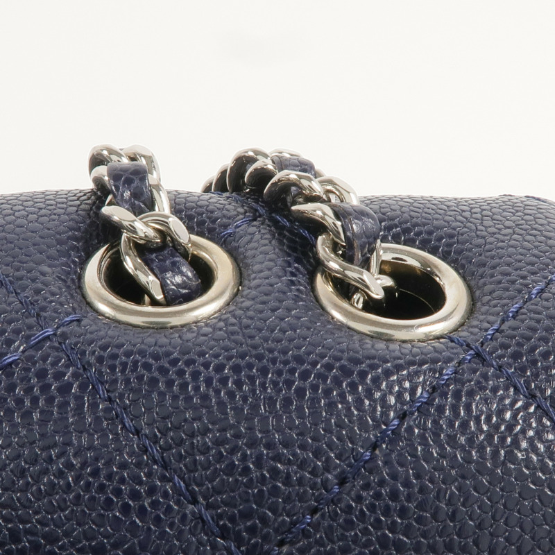 CHANEL 牛皮皮革Chain Shoulder銀扣鏈帶肩背袋-16