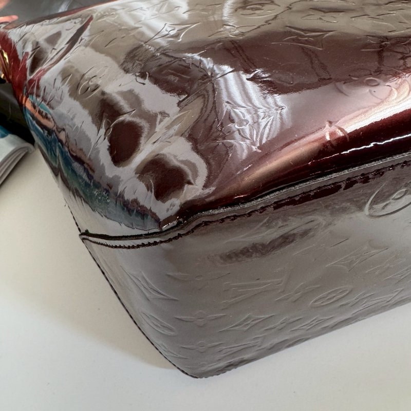 🎉9成新 超大容量LV 酒紅色漆皮肩背包-3