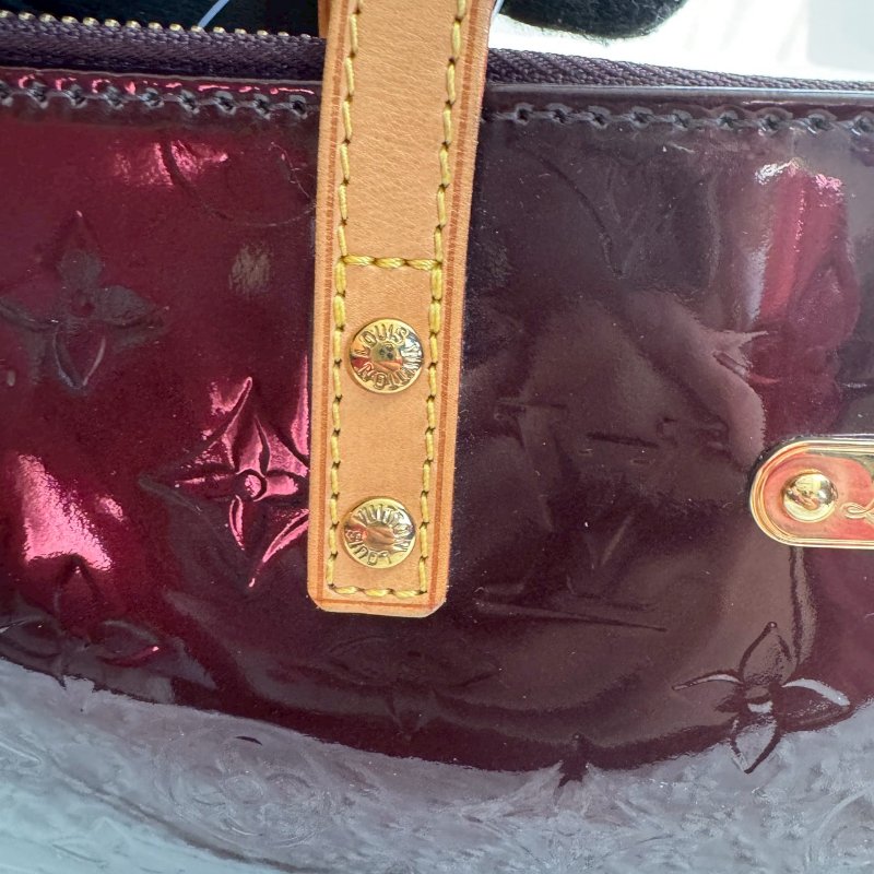 🎉9成新 超大容量LV 酒紅色漆皮肩背包-9