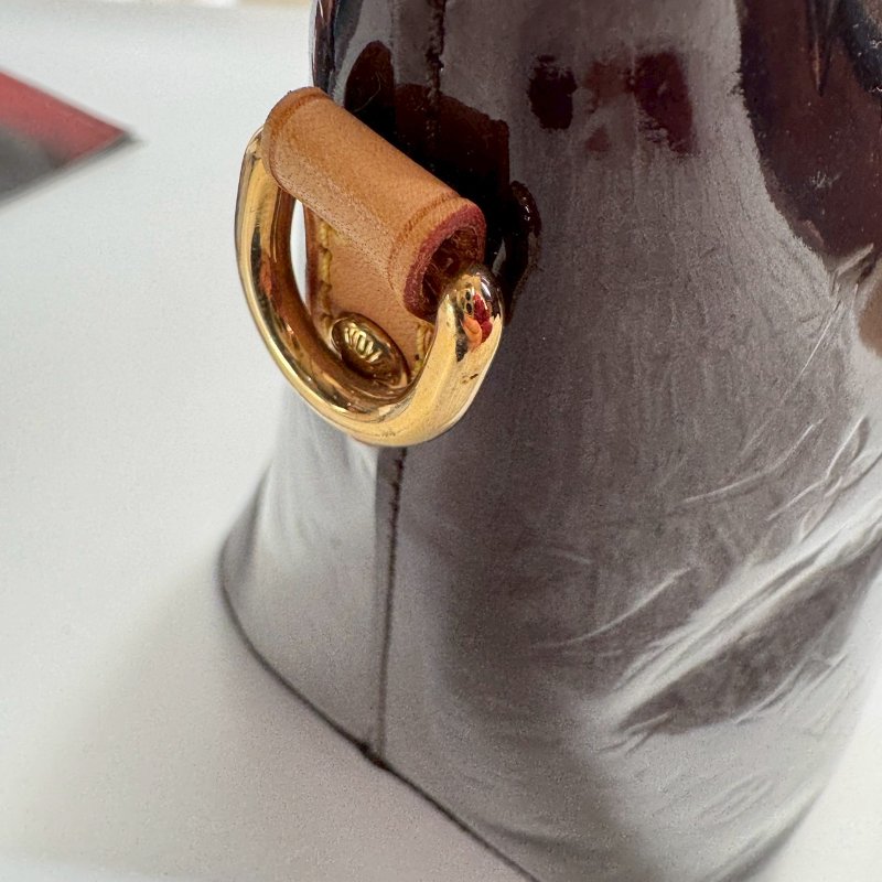 🎉9成新 超大容量LV 酒紅色漆皮肩背包-13