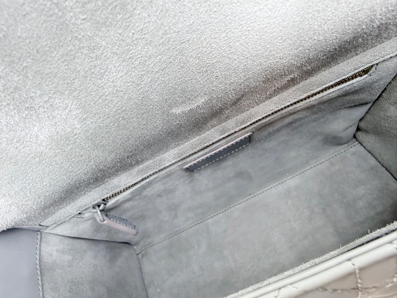 Lady Dior 中型五格 啞光灰-4