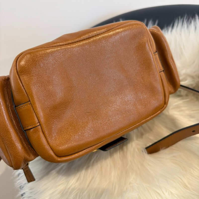 Chloe 咖啡水桶包-2