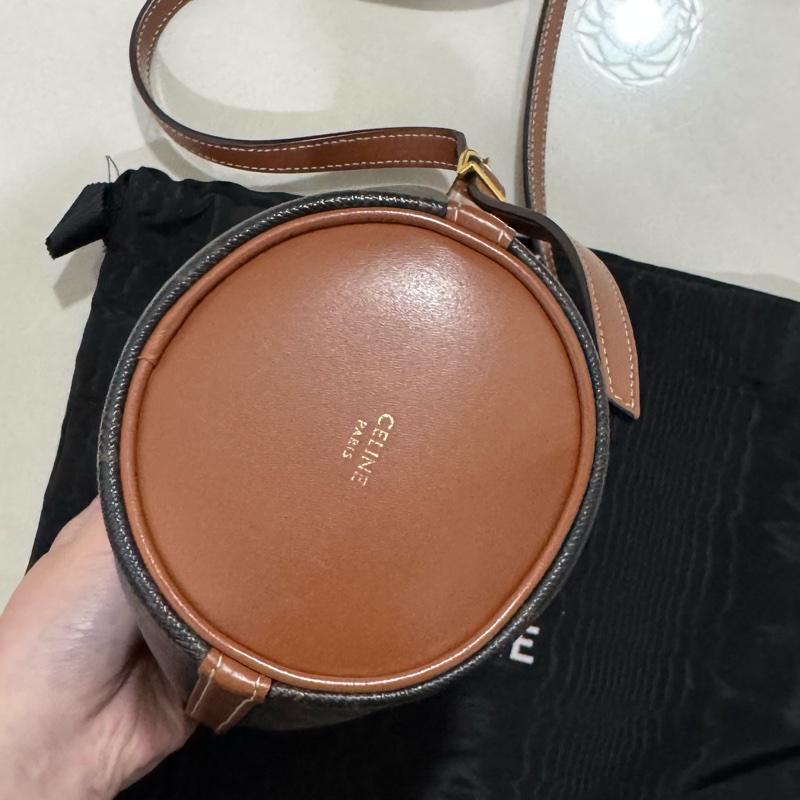Celine 老花經典mini水桶包-7