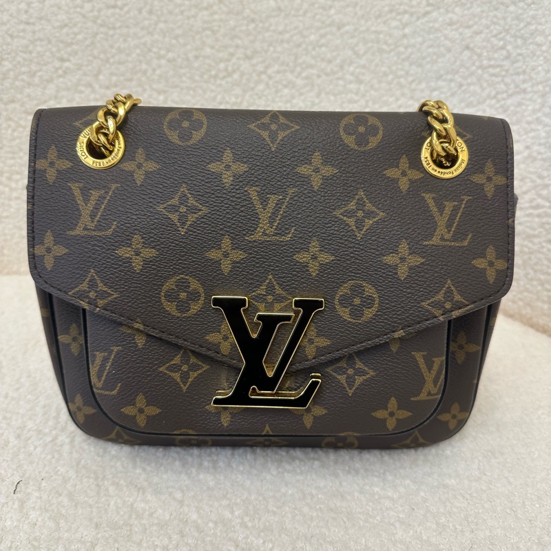 Louis Vuitton/路易威登 Passy 郵差包 M45592 經典Monogram塗層帆布打造，SP0241芯片款保障正品-0